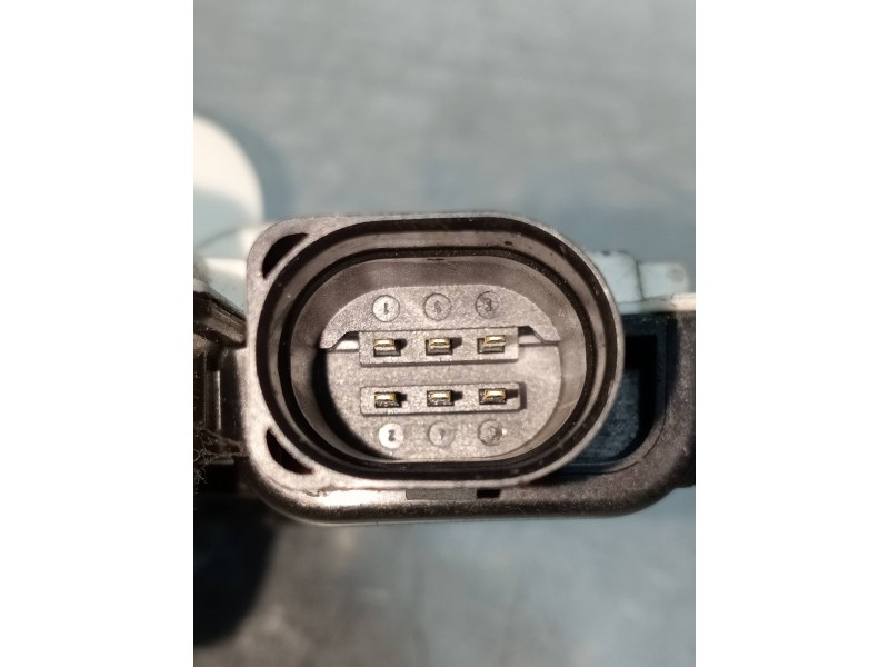 Recambio de motor cierre centralizado delantero derecho para skoda suberb (3t4) elegance referencia OEM IAM 5N1837016C  