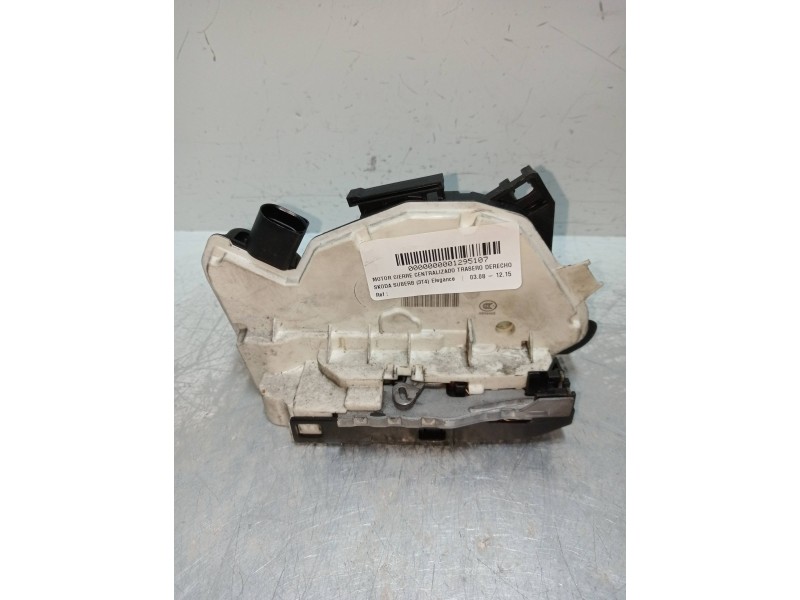 Recambio de motor cierre centralizado trasero derecho para skoda suberb (3t4) elegance referencia OEM IAM 5N0839016D  