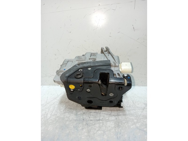 Recambio de motor cierre centralizado trasero izquierdo para skoda superb combi (3t5) comfort referencia OEM IAM 3F4839015A  5P