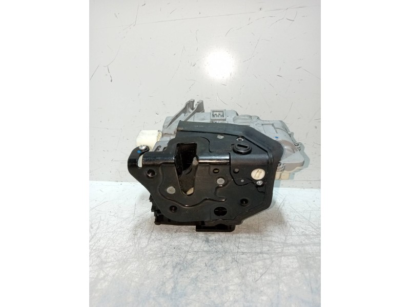 Recambio de motor cierre centralizado trasero derecho para skoda superb combi (3t5) comfort referencia OEM IAM 3G4837016  5P