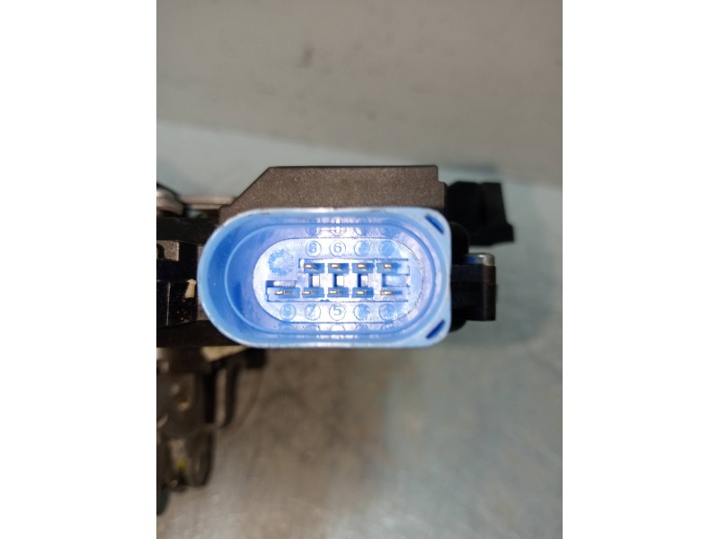 Recambio de motor cierre centralizado delantero izquierdo para skoda octavia berlina (1z3) 1.6 tdi dpf referencia OEM IAM 3D1837
