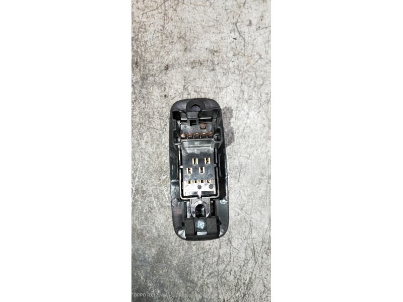 Recambio de mando elevalunas delantero derecho para nissan qashqai (j10) acenta referencia OEM IAM 25411BR00A 2463 5P