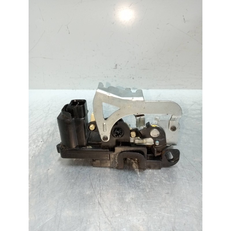 Recambio de motor cierre centralizado delantero izquierdo para ssangyong kyron 270 xdi limited 4wd referencia OEM IAM   5P