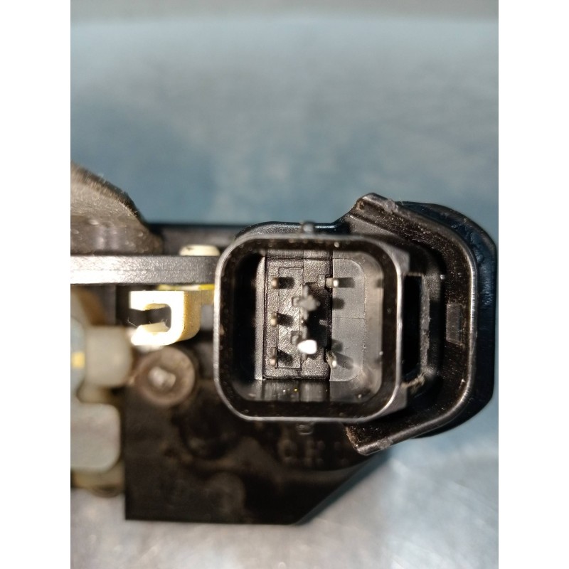 Recambio de motor cierre centralizado delantero izquierdo para ssangyong kyron 270 xdi limited 4wd referencia OEM IAM   5P