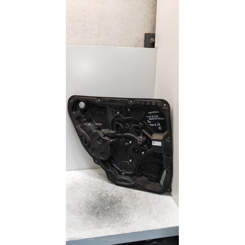 Recambio de elevalunas trasero izquierdo para mercedes clase c (w206) familiar (2021 - ...) c 220 d referencia OEM IAM A20673001