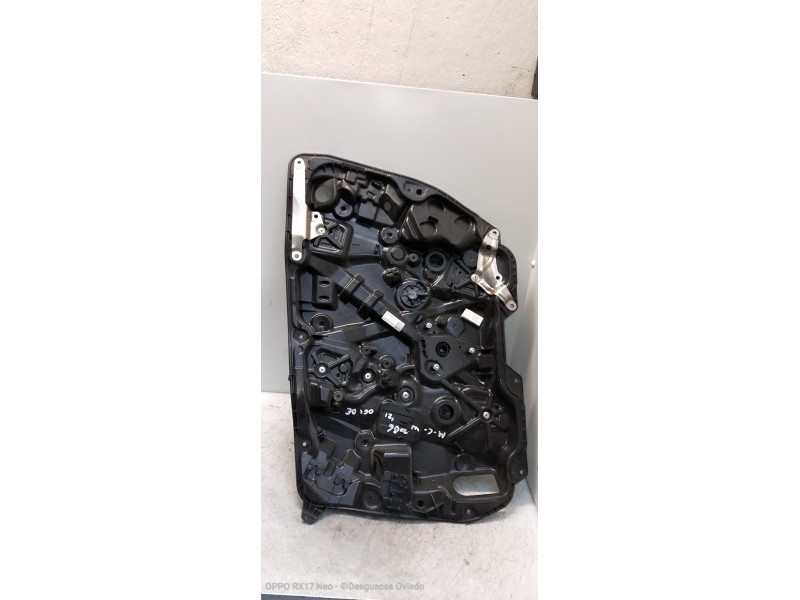 Recambio de elevalunas delantero derecho para mercedes clase c (w206) familiar (2021 - ...) c 220 d referencia OEM IAM A20672002 Recambio de elevalunas delantero derecho para mercedes clase c (w206) familiar (2021 - ...) c 220 d referencia OEM IAM A20672002