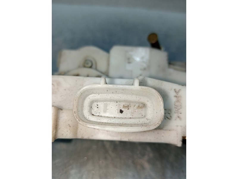 Recambio de motor cierre centralizado trasero derecho para toyota avensis berlina (t 22) referencia OEM IAM   4P Recambio de motor cierre centralizado trasero derecho para toyota avensis berlina (t 22) referencia OEM IAM   4P