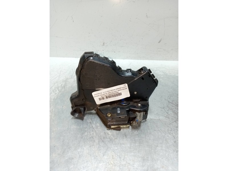Recambio de motor cierre centralizado delantero derecho para toyota avensis wagon (t25) 2.0 d-4d executive referencia OEM IAM   