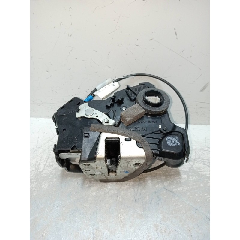 Recambio de motor cierre centralizado delantero derecho para toyota avensis berlina (t25) 2.2 d-4d cat referencia OEM IAM A04669