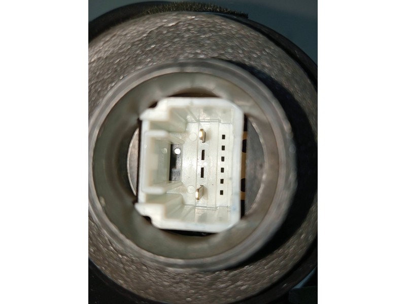 Recambio de motor cierre centralizado trasero izquierdo para toyota avensis berlina (t25) referencia OEM IAM A046693  5P