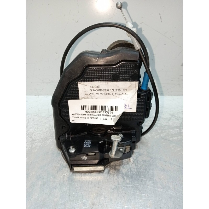 Recambio de motor cierre centralizado trasero derecho para toyota auris 1.6 16v cat referencia OEM IAM A06693  5P