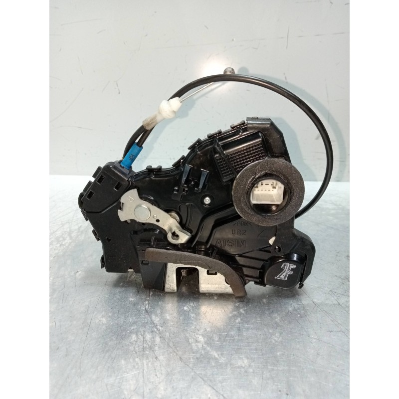 Recambio de motor cierre centralizado delantero derecho para toyota auris 1.6 16v cat referencia OEM IAM A046693 5P 