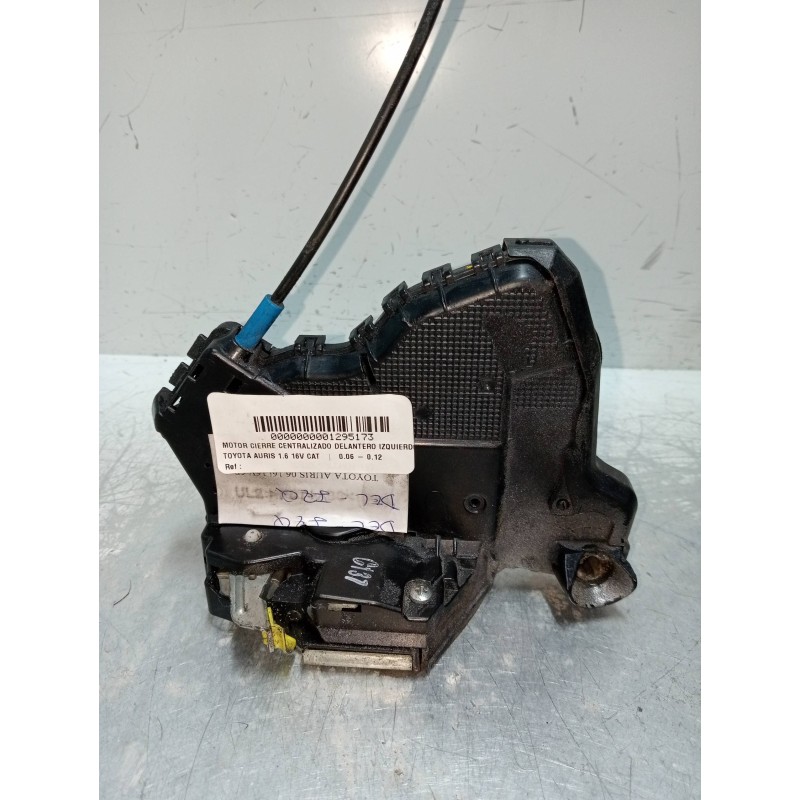 Recambio de motor cierre centralizado delantero izquierdo para toyota auris 1.6 16v cat referencia OEM IAM A046693 5P 