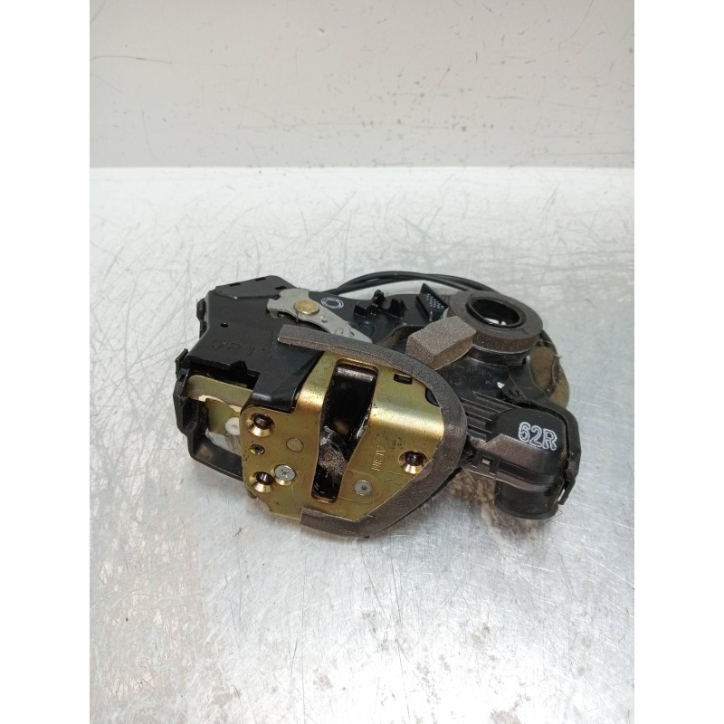 Recambio de motor cierre centralizado delantero derecho para toyota corolla (e12) 1.4 turbodiesel cat referencia OEM IAM  3P 