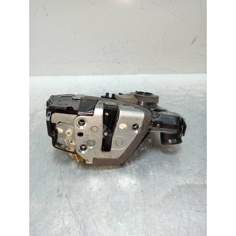 Recambio de motor cierre centralizado delantero derecho para toyota corolla verso (r1) 2.2 d-4d luna referencia OEM IAM A046693 