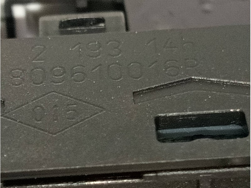 Recambio de mando elevalunas delantero izquierdo para renault scenic iii expression referencia OEM IAM 809610016R  5P