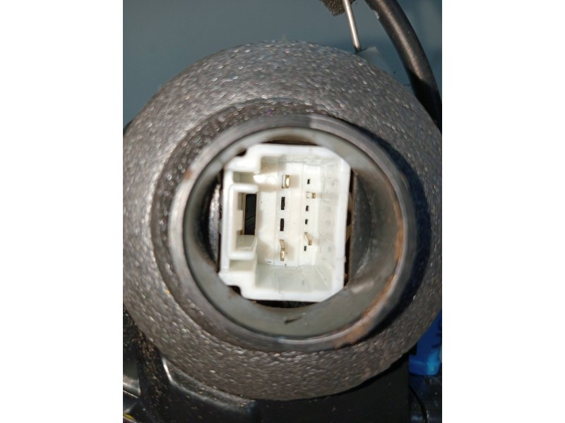 Recambio de motor cierre centralizado trasero izquierdo para toyota avensis cross sport (t27) advance referencia OEM IAM   5P