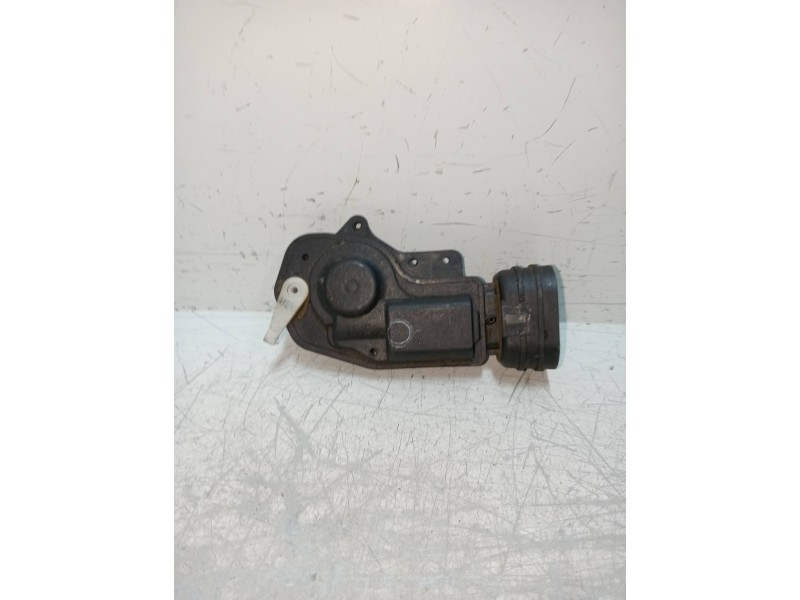 Recambio de motor cierre centralizado delantero derecho para toyota corolla (e11) 1.6 16v referencia OEM IAM   5P