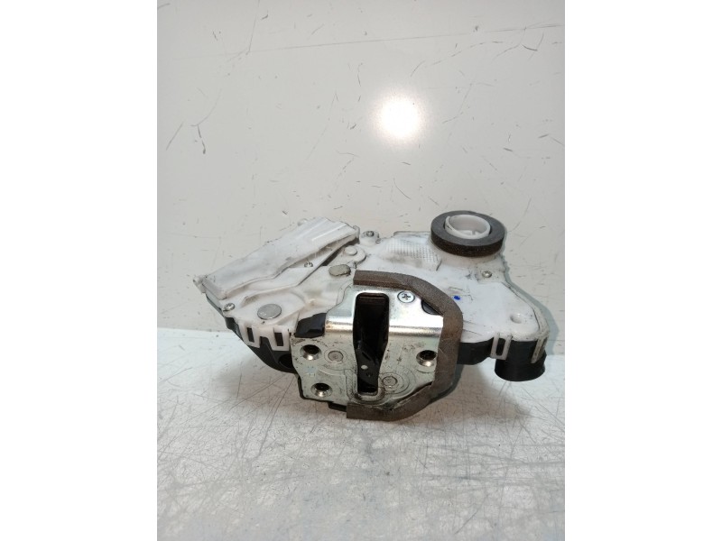 Recambio de motor cierre centralizado delantero derecho para toyota prius (nhw30) referencia OEM IAM   4P