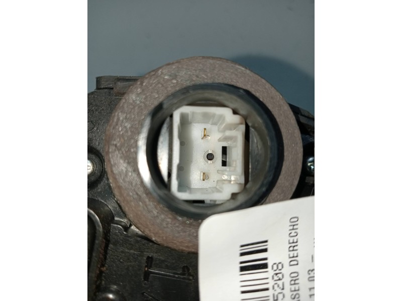 Recambio de motor cierre centralizado trasero derecho para toyota prius (nhw20) basis referencia OEM IAM   5P