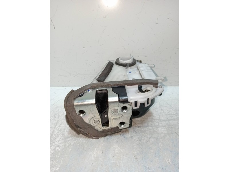 Recambio de motor cierre centralizado trasero izquierdo para toyota prius (nhw30) referencia OEM IAM   5P