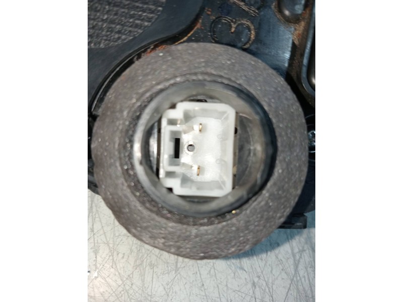 Recambio de motor cierre centralizado trasero derecho para toyota yaris active referencia OEM IAM   5P