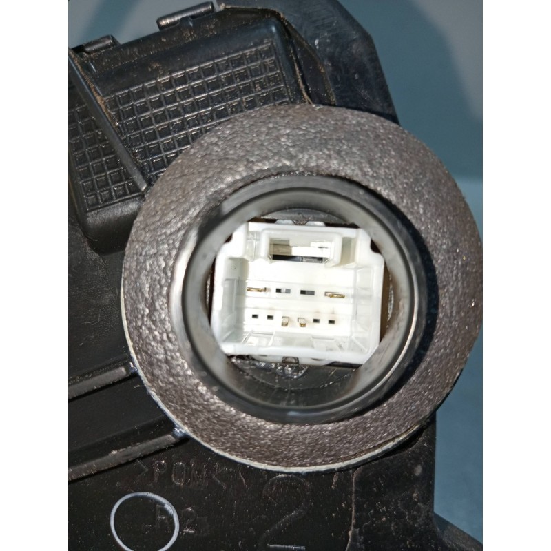 Recambio de motor cierre centralizado delantero derecho para toyota rav 4 (a3) 2.2 d-cat referencia OEM IAM A046693  5P