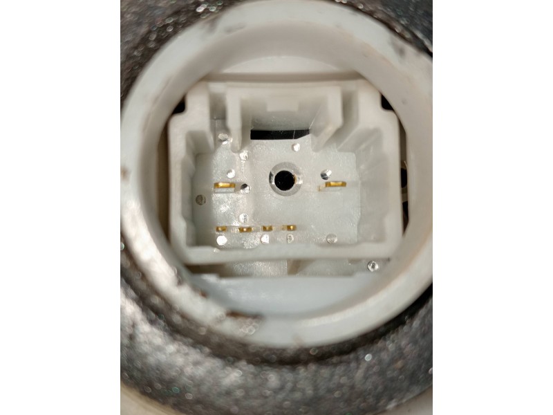 Recambio de motor cierre centralizado delantero izquierdo para toyota yaris connect referencia OEM IAM  5P 