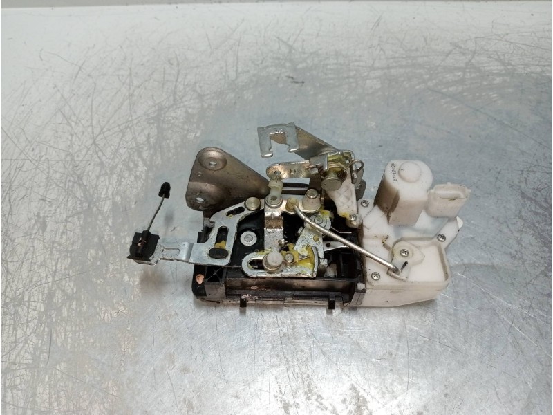 Recambio de motor cierre centralizado delantero derecho para volkswagen fox (5z1) básico referencia OEM IAM   3P