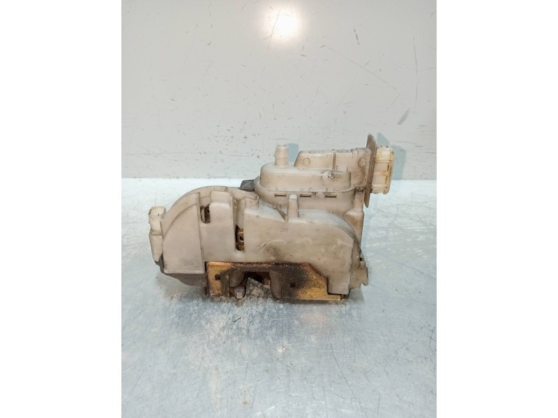 Recambio de motor cierre centralizado delantero izquierdo para volkswagen golf iii cabrio (1e7) 2.0 referencia OEM IAM   2P