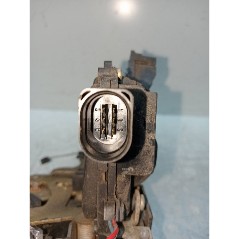 Recambio de motor cierre centralizado trasero derecho para volkswagen passat berlina (3b2) comfortline referencia OEM IAM   4P