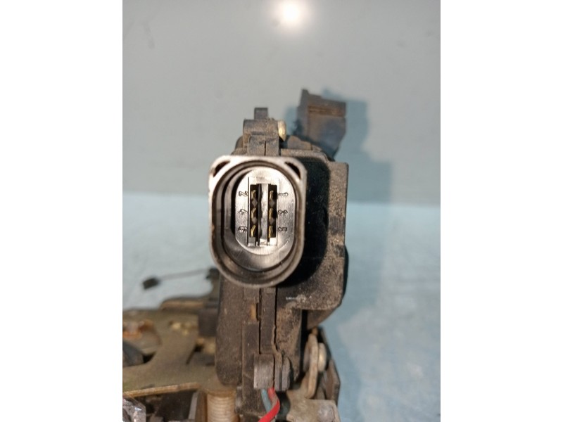 Recambio de motor cierre centralizado trasero derecho para volkswagen passat berlina (3b2) comfortline referencia OEM IAM   4P