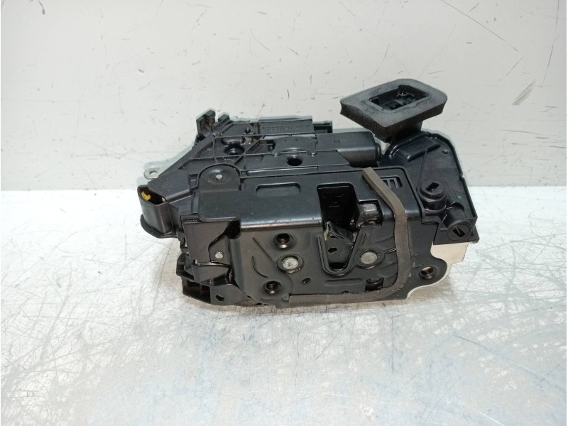 Recambio de motor cierre centralizado trasero derecho para volkswagen golf vii variant (bv5) advance bmt referencia OEM IAM 5K48