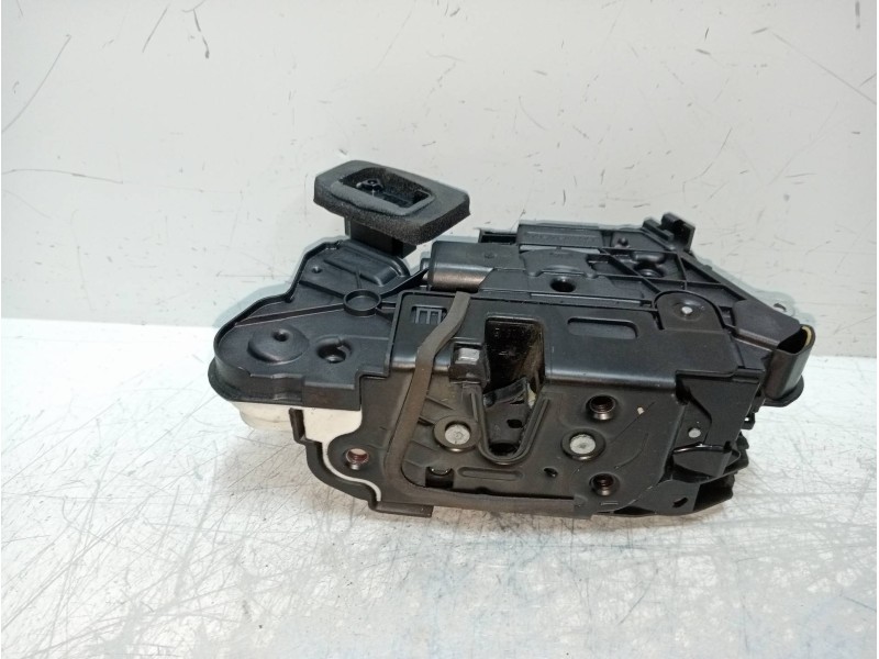 Recambio de motor cierre centralizado delantero izquierdo para volkswagen polo (6c1) 1.0 referencia OEM IAM 5K1837015E  5P