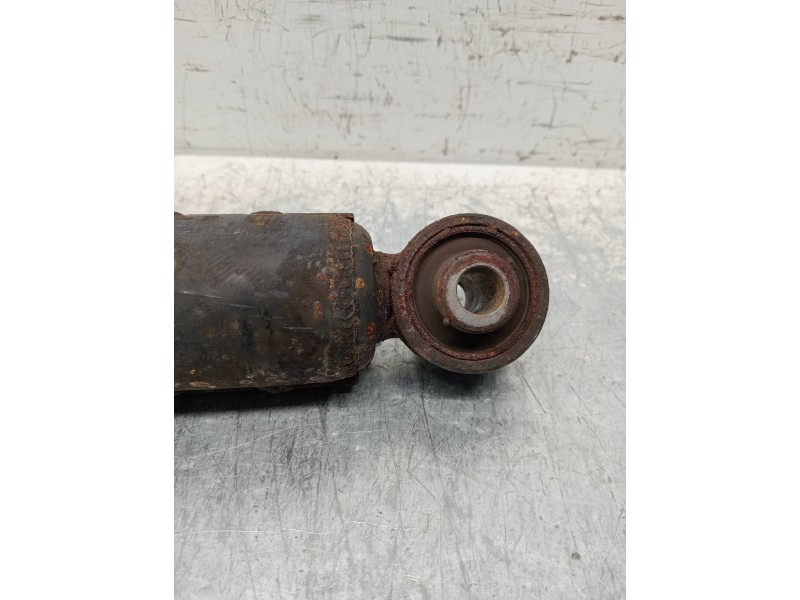 Recambio de amortiguador trasero derecho para toyota rav 4 referencia OEM IAM 4853142500  