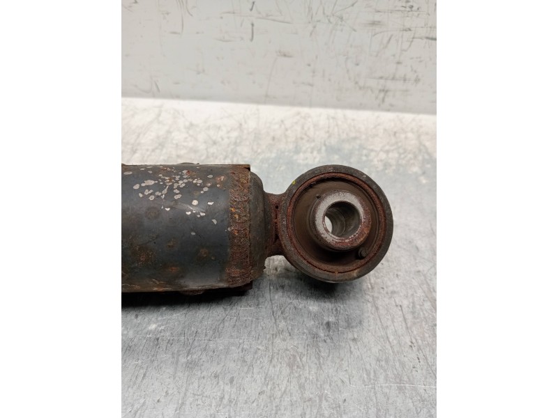 Recambio de amortiguador trasero izquierdo para toyota rav 4 referencia OEM IAM 4853142500  