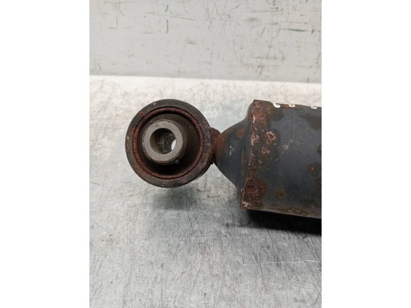 Recambio de amortiguador trasero izquierdo para toyota rav 4 referencia OEM IAM 4853142500  