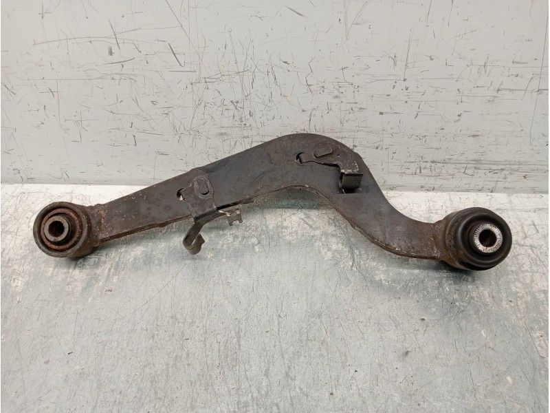 Recambio de brazo suspension superior trasero derecho para toyota rav 4 referencia OEM IAM   
