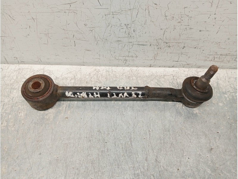 Recambio de brazo suspension superior trasero derecho para toyota rav 4 referencia OEM IAM   