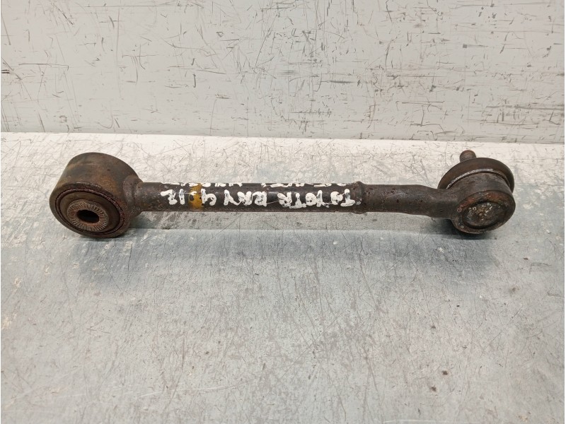 Recambio de brazo suspension superior trasero derecho para toyota rav 4 referencia OEM IAM   