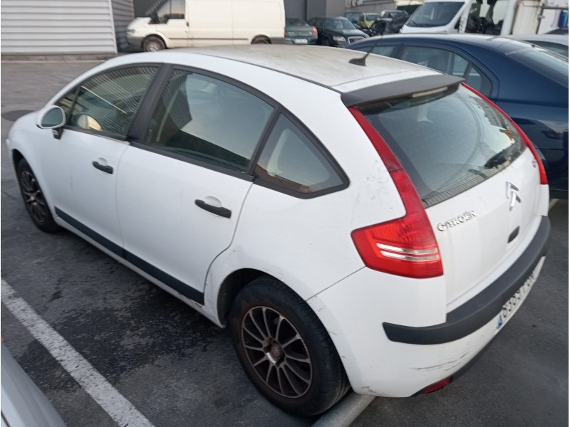 citroen c4 berlina del año 2006