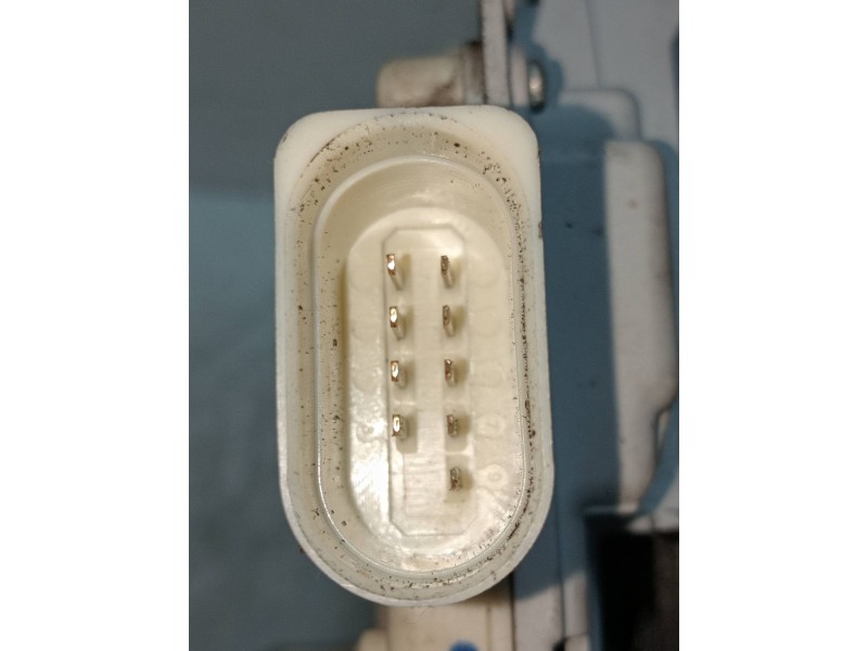 Recambio de motor cierre centralizado trasero derecho para volkswagen touareg (7p6) 3.0 v6 tdi dpf referencia OEM IAM 4G0839016 