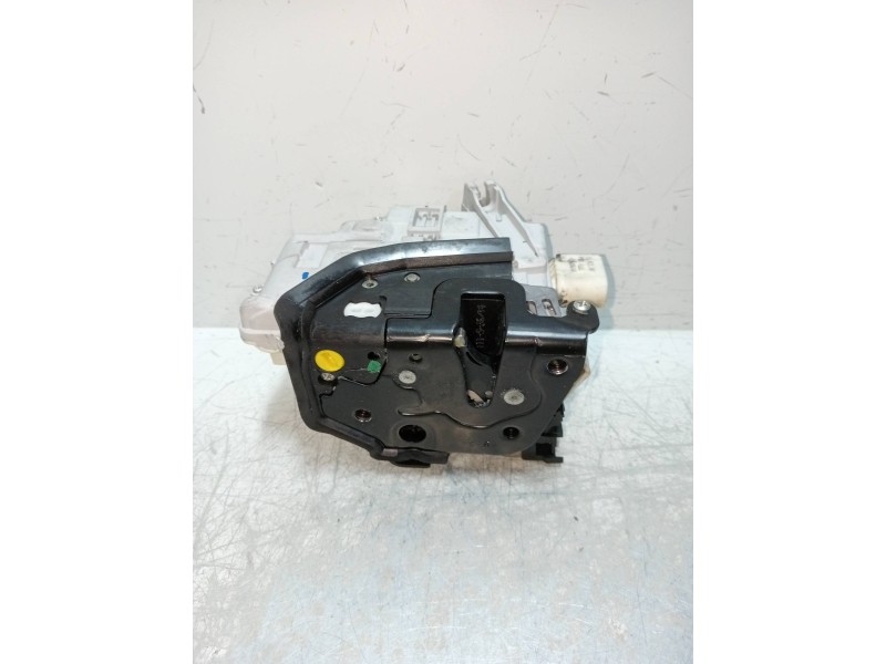 Recambio de motor cierre centralizado trasero izquierdo para volkswagen touareg (7p6) 3.0 v6 tdi dpf referencia OEM IAM 4G083901