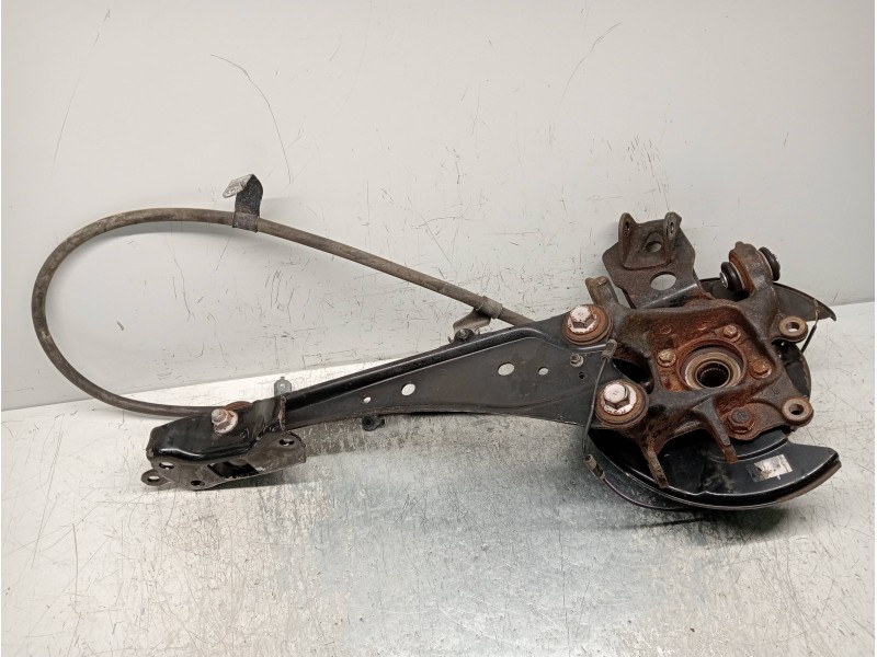 Recambio de mangueta trasera izquierda para toyota rav 4 referencia OEM IAM   