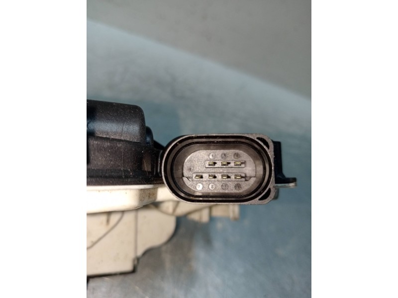 Recambio de motor cierre centralizado delantero izquierdo para volkswagen scirocco (137) 2.0 tdi referencia OEM IAM 6N1837015A  