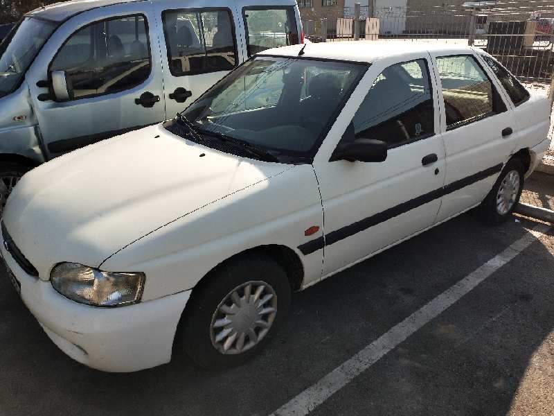 ford escort berl./turnier del año 1995