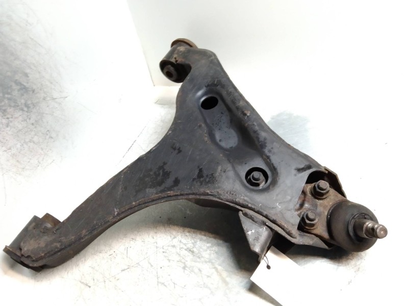 Recambio de brazo suspension inferior delantero derecho para mitsubishi montero (v60/v70) 3.2 di-d cat referencia OEM IAM   