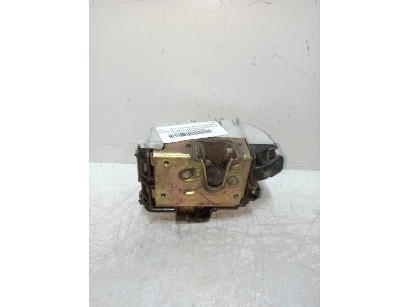 Recambio de motor cierre centralizado delantero derecho para volkswagen polo berlina (6n1) 1.9 sdi referencia OEM IAM 6N1837016C