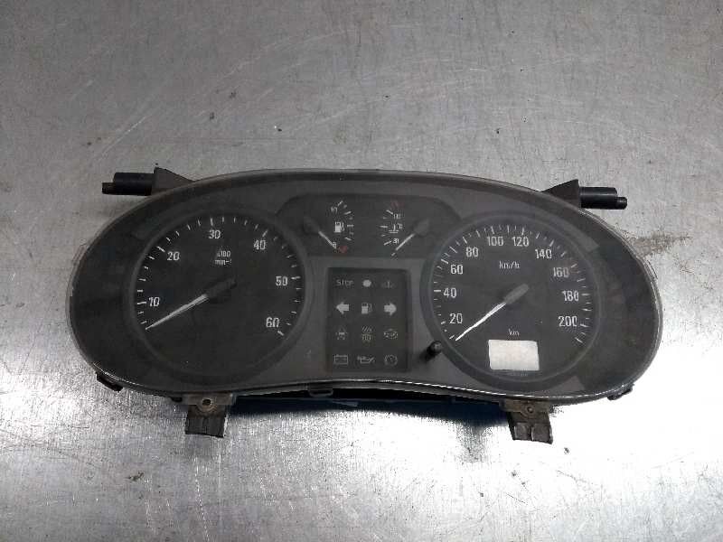 Recambio de cuadro instrumentos para renault trafic caja cerrada (ab 4.01) referencia OEM IAM P8200252450A 216715729 