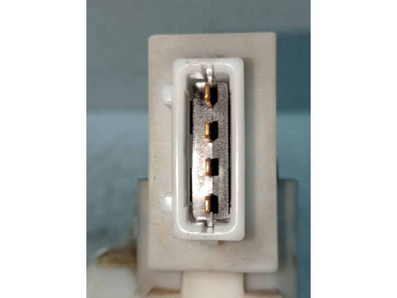 Recambio de motor cierre centralizado trasero izquierdo para volkswagen vento (1h2) gl referencia OEM IAM 1H4839015A  4P